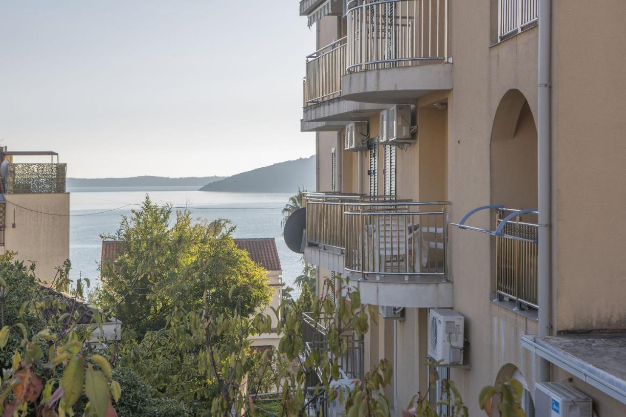 Apartments Lux Milano, Savina,Herceg-Novi 赫尔采格诺维 外观 照片